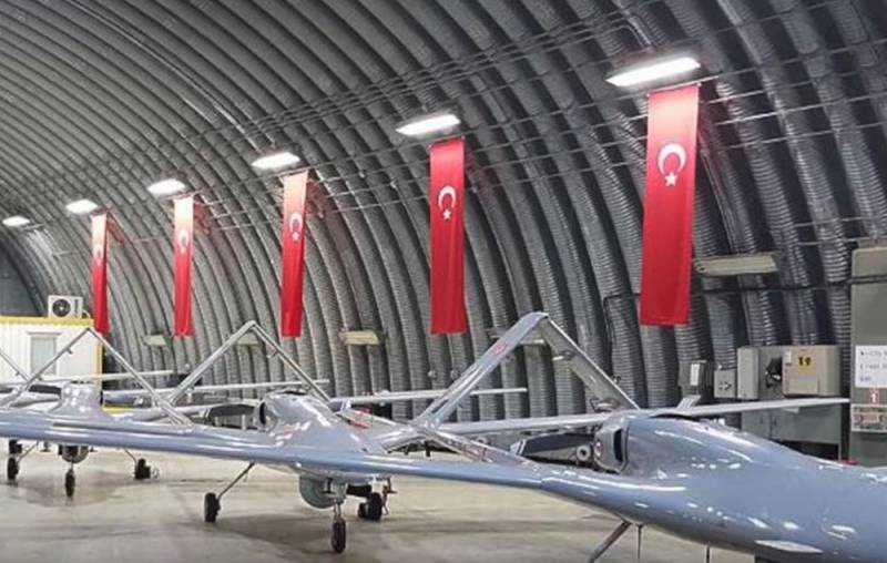 Турция разворачивает в Ливии две базы, включая системы ПВО