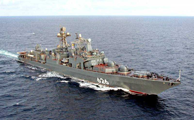 Сразу два боевых корабля сопровождают суда для «Северного потока-2»