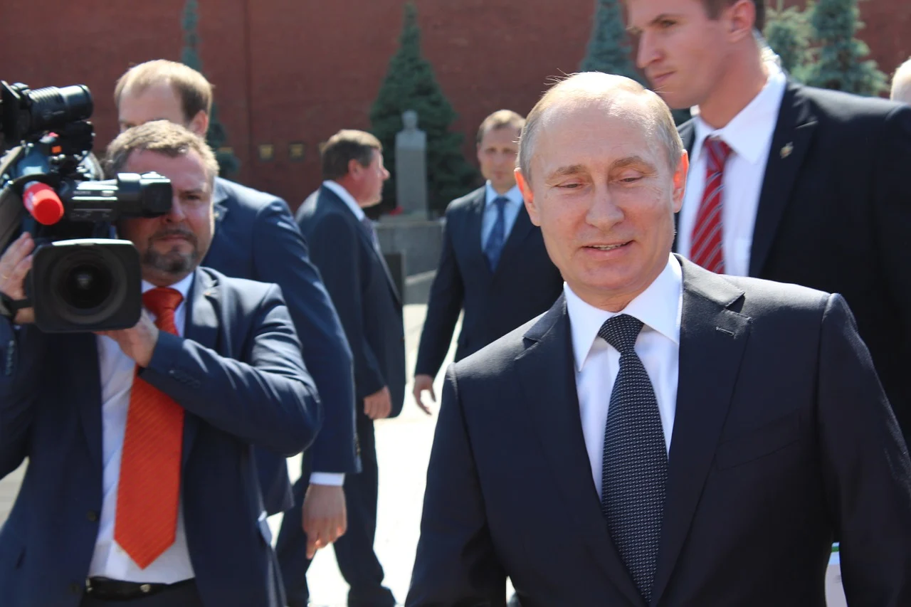 Путин назвал Конституцию СССР «миной замедленного действия»