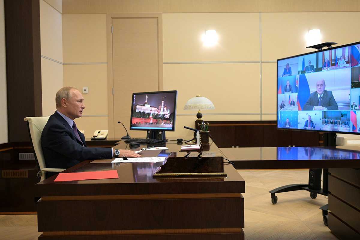 Путин назвал главные задачи российской экономики