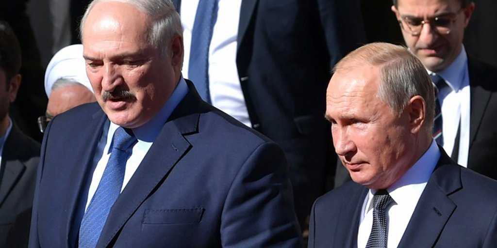 Путин и Лукашенко обсудили обстановку в Белоруссии