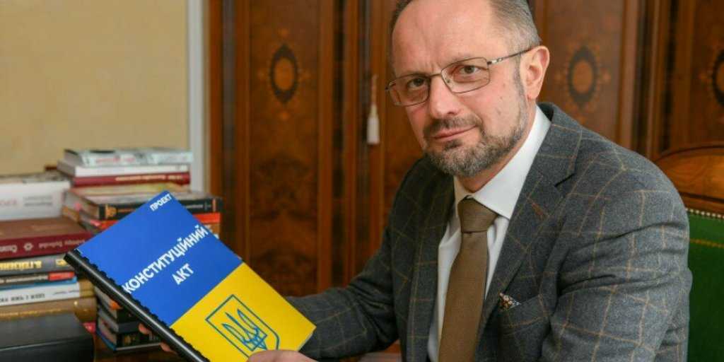Украинский политик уверен, что Крым можно вернуть применив силу