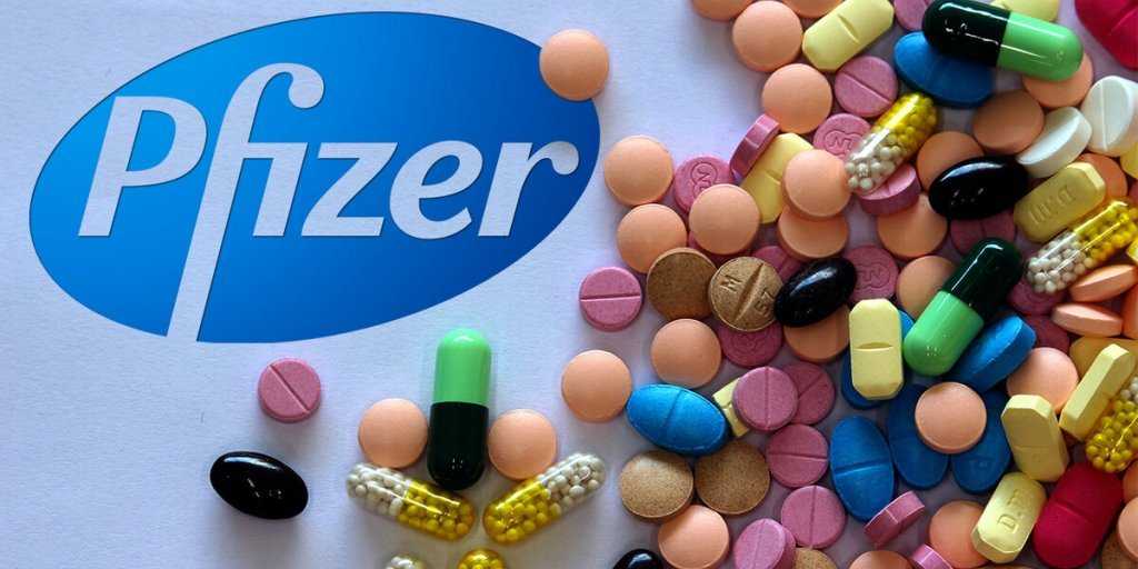Такого провала Pfizer ещё не знал. Фармацевтический король сокращает поставки вакцины против COVID-19 в Европу
